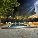 Aroma Hotel 3*