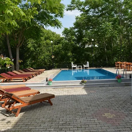 Hotel Aroma 3*